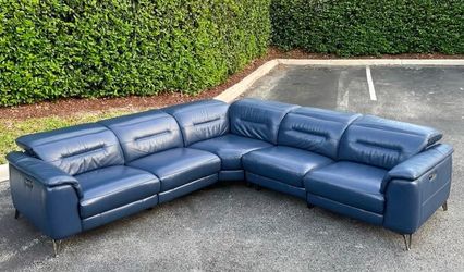 🛋️ Sectional Couch/Sofa - El dorado - Delivery Available 🚛
