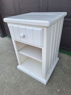 Side drawer okay