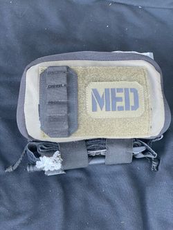 Tactical medical pouch