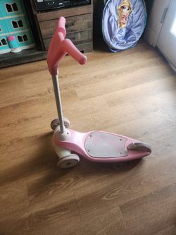 Girls Pink Radio Flyer 3 Wheel Scooter