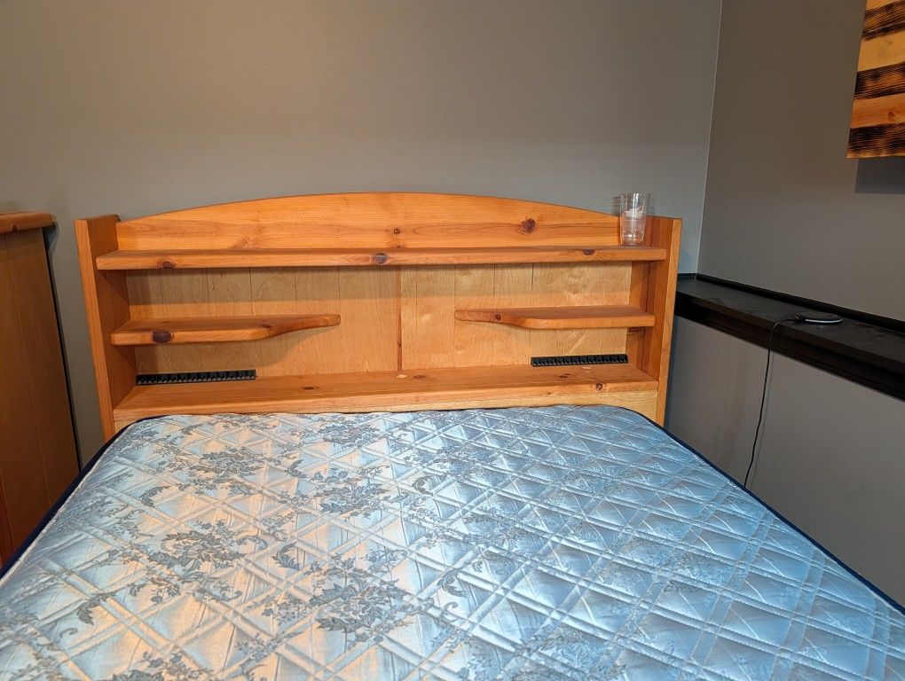Bedroom Set, Full Size Bed, with 8 Drawers And Storage Under Bed, Desk And Dresser
