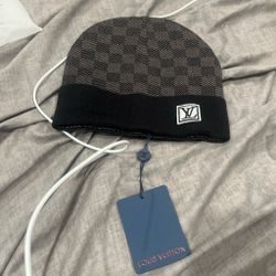 Patch Lv Beanie