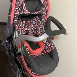 Brand Gerber Car seat & Stroller 