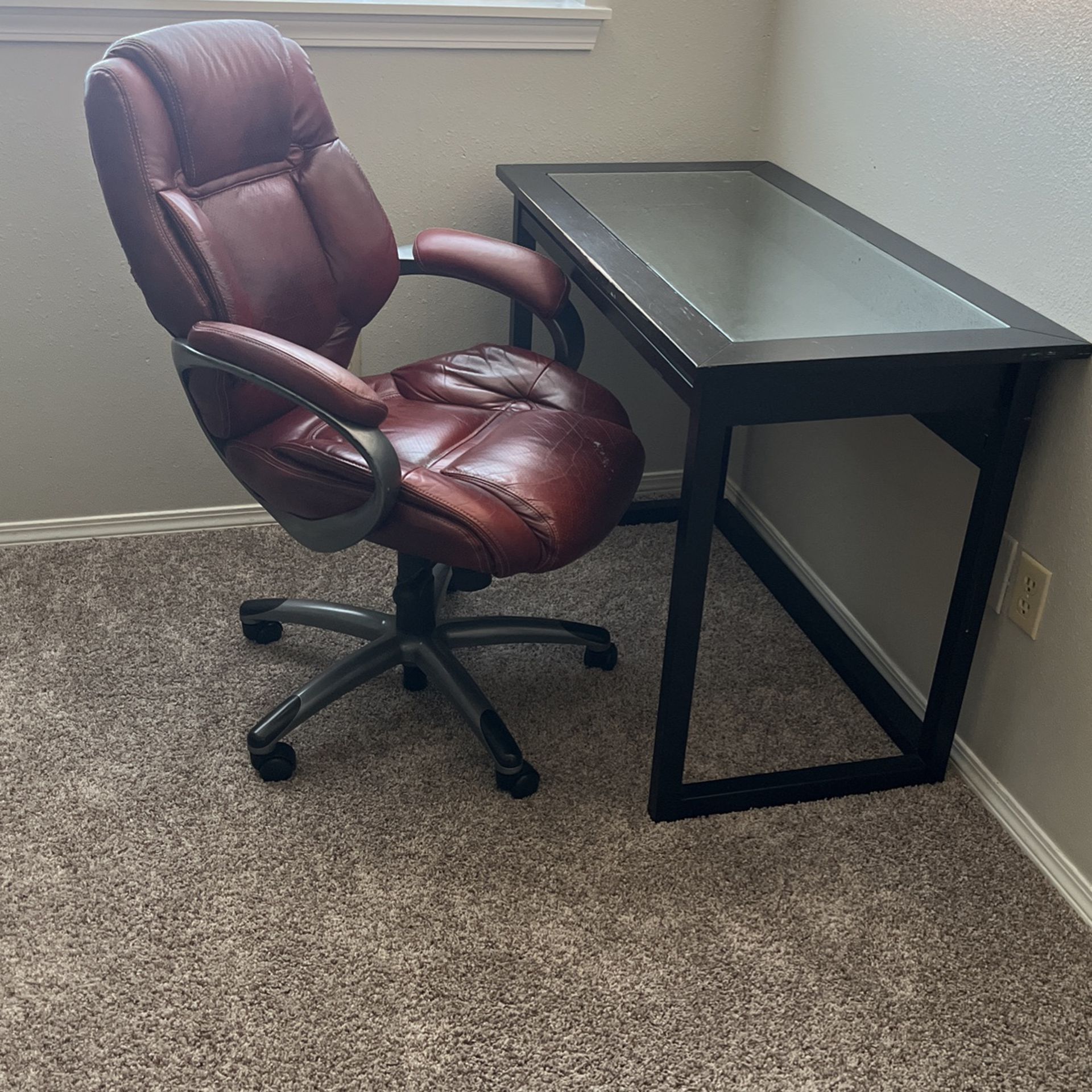 Leather Office Chair And Desk