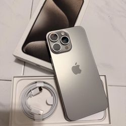 iPhones For Sale “Read Description” 