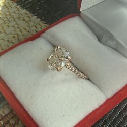 Beautiful Engagement Ring 