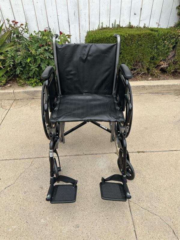 22 Inches Wide Wheelchair In Excellent Condition Easy To Fold