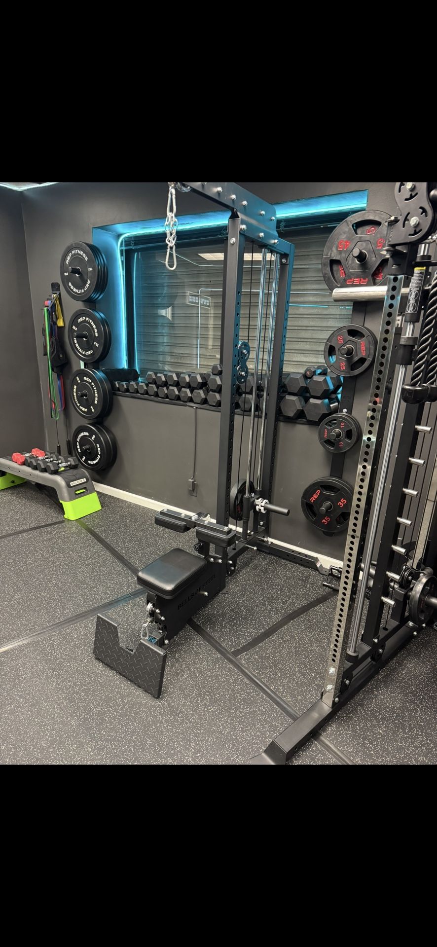 Lat Pulldown And Low Row Machine