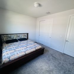 King Size Bed With Mattress