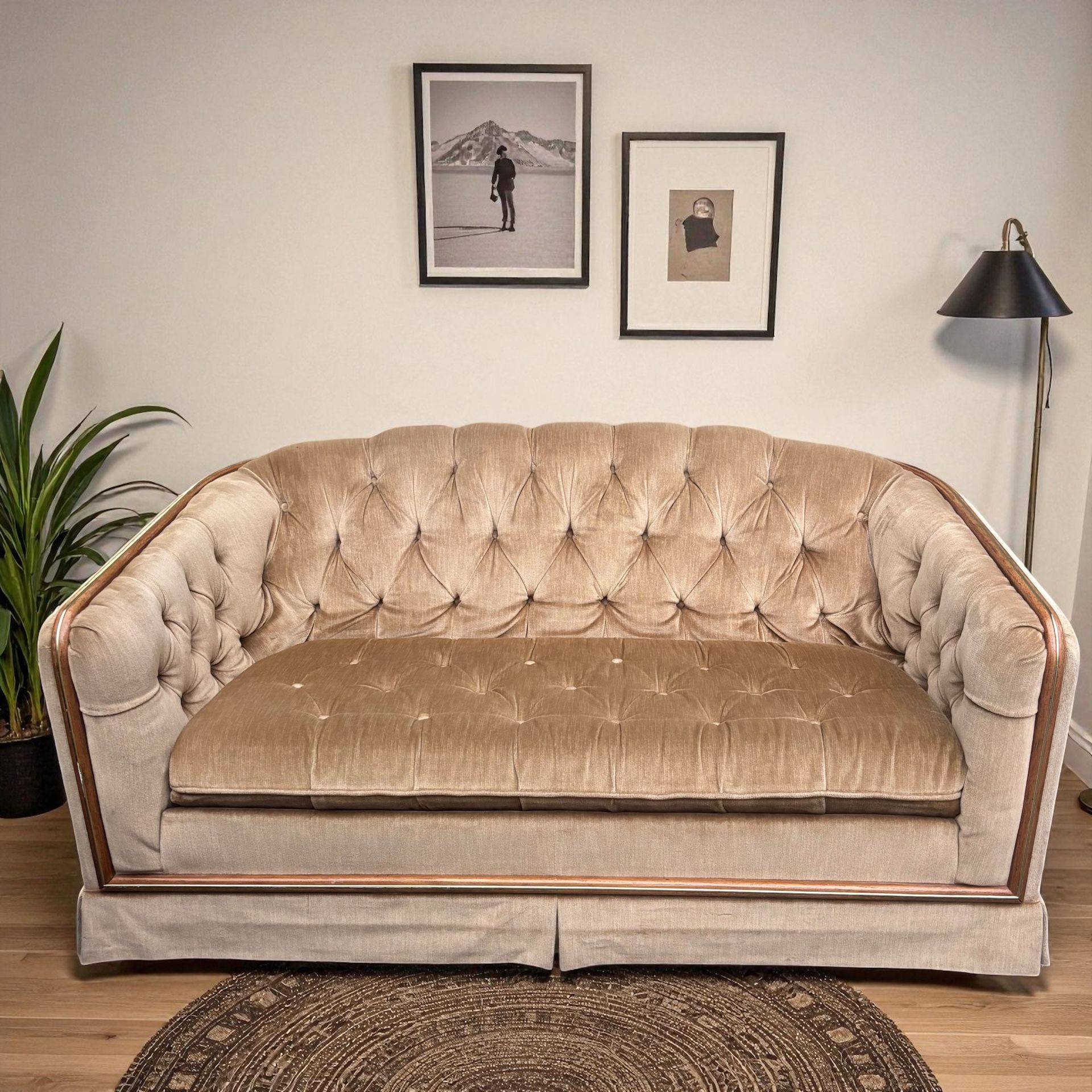 Windsor Vintage Tufted Couch