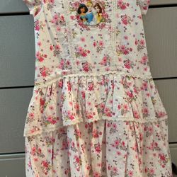 Snow White/Disney Store/authentic