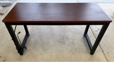 Sturdy Metal Frame Office Desk / Study Table (Built-in Power)