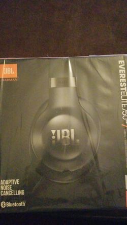 JBL Everest Elite 750 headphones