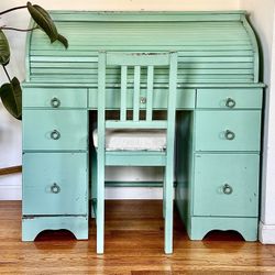 VINTAGE ROLL UP DESK!