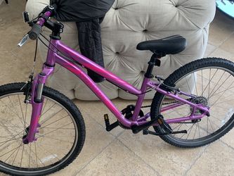 Girls Specialized Bike
