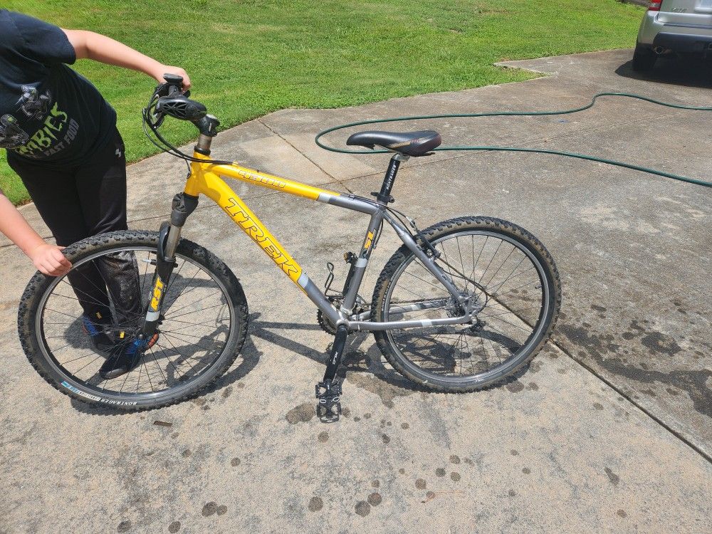 Trek 4300 SL Mountain Bike
