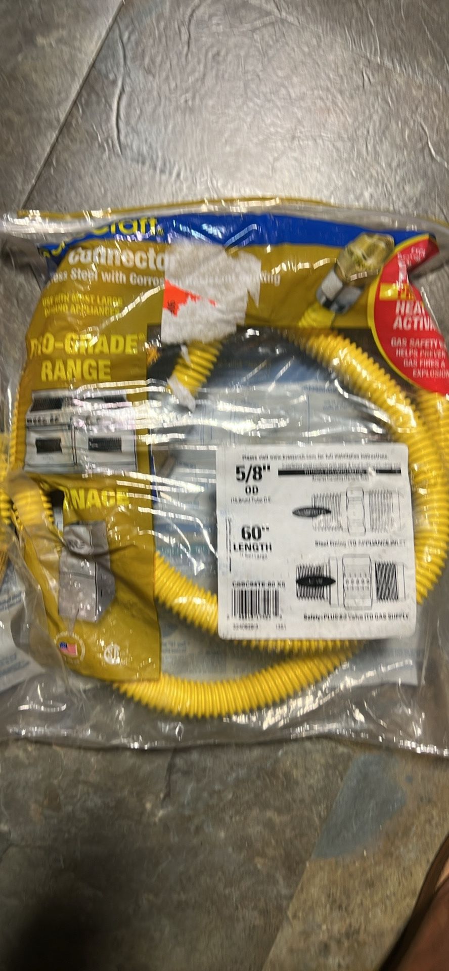 ProCoat 1/2 in. MIP x 1/2 in. MIP x 1/2 in. O.D. Stainless Steel Gas Connector