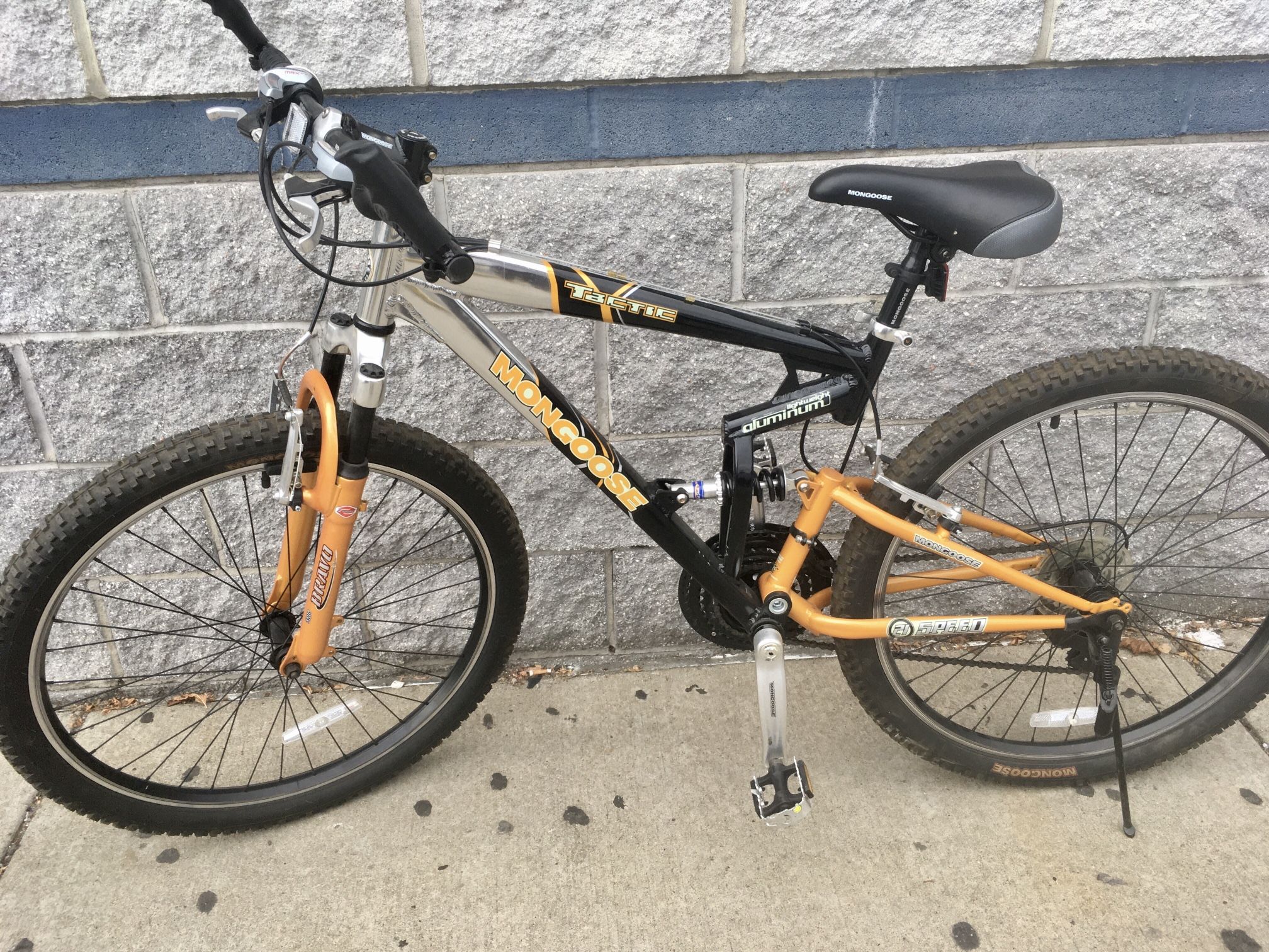 Mongoose ‘Tactic’ Men’s 26” Mountain Bike 