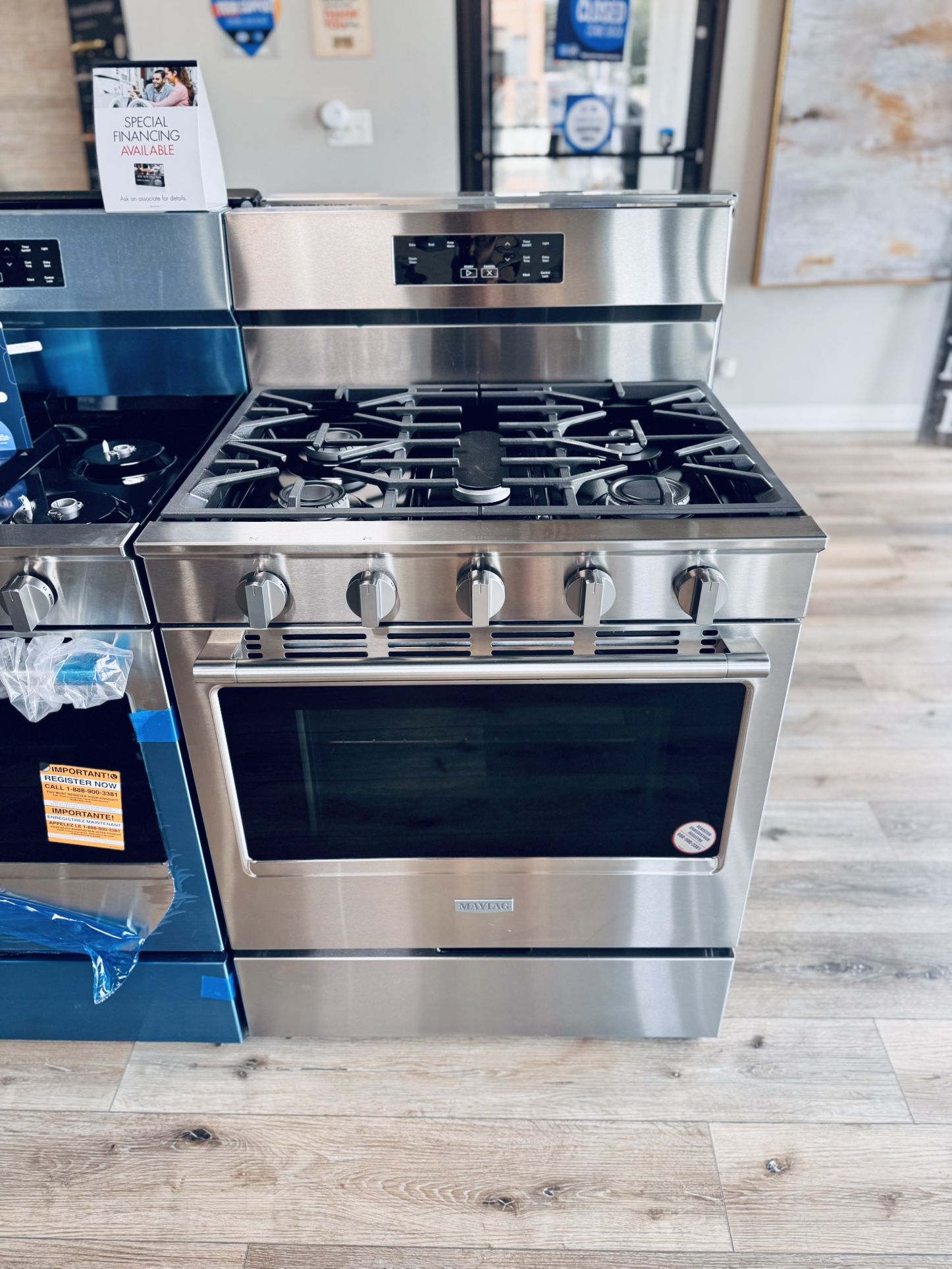 Brand-New Maytag Gas Range With Steam Clean 30-Inch in Stainless Steel - MFGS4030RS