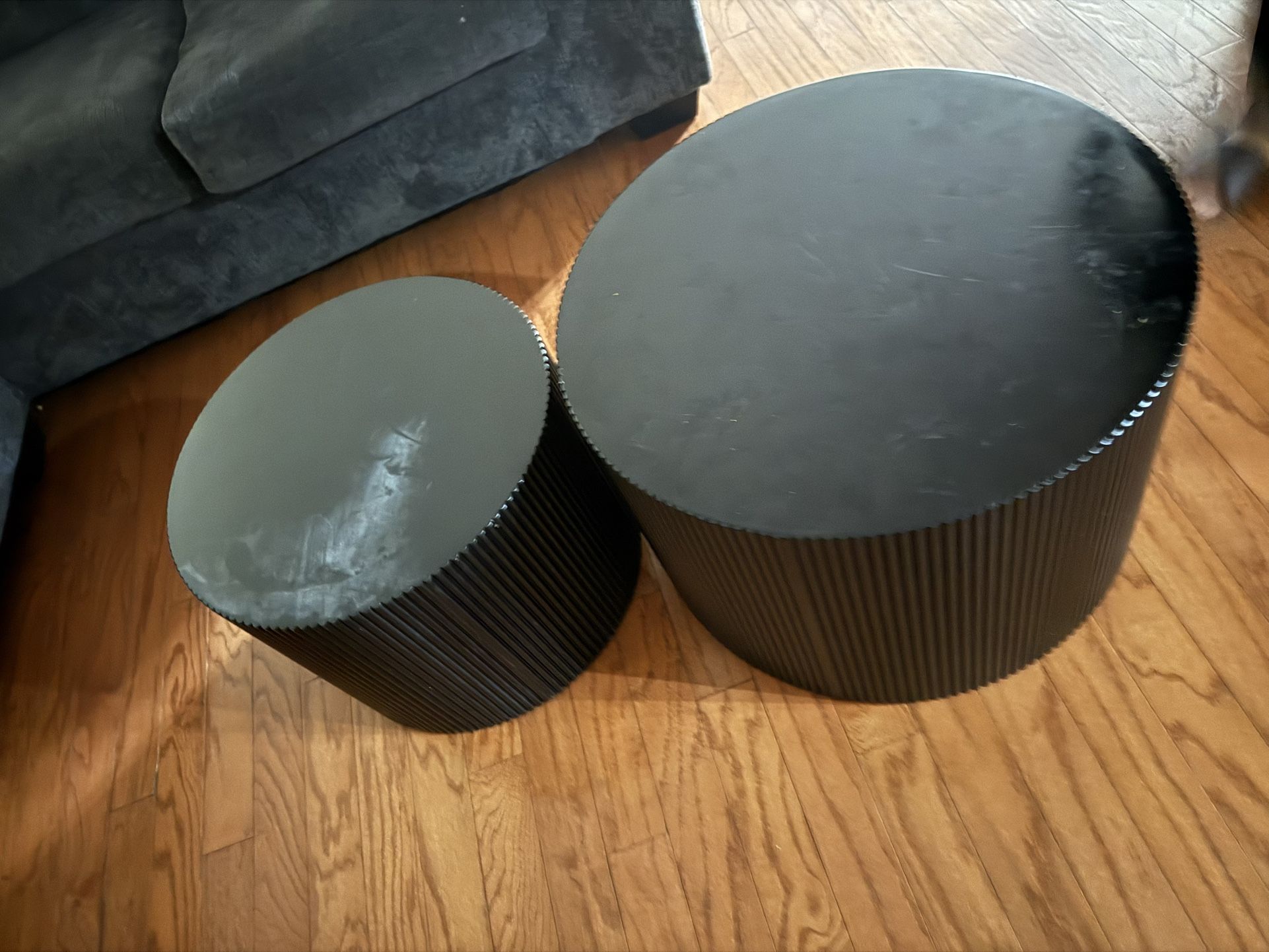 Set If 2 Coffee Tables