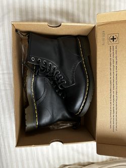 Dr. Martens  1460 W Black
