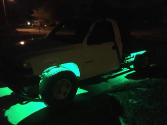 Rgbw rock lights 4 light kit and 8 light kits