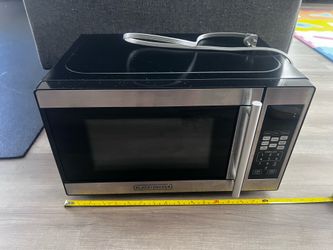 Black + Decker Microwave