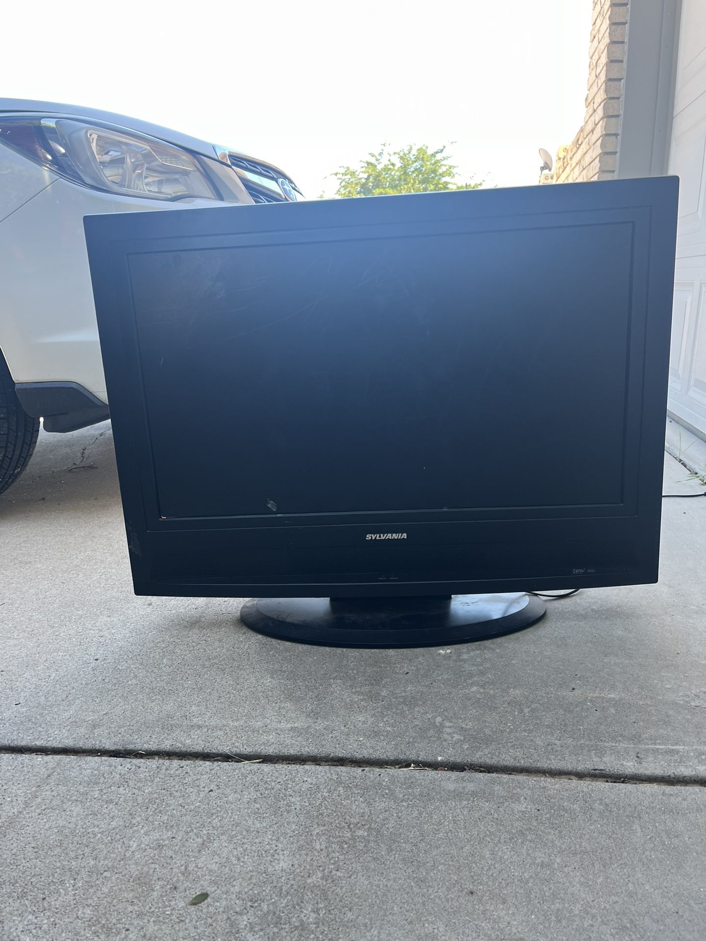 Sylvania 32” HDMI TV