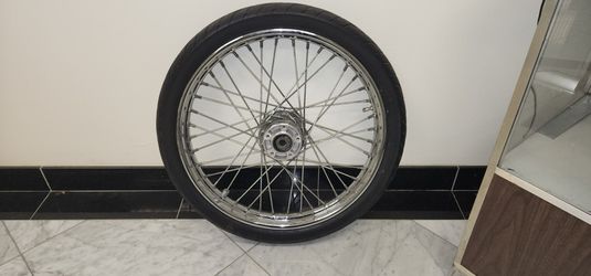 Dyna Wide Glide wheel