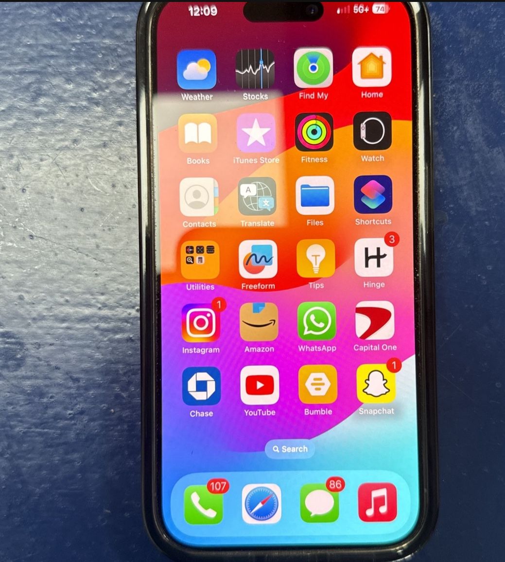 iPhone 15 Pro Available 📲 