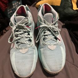 Dame 7 Basketball Shoes 