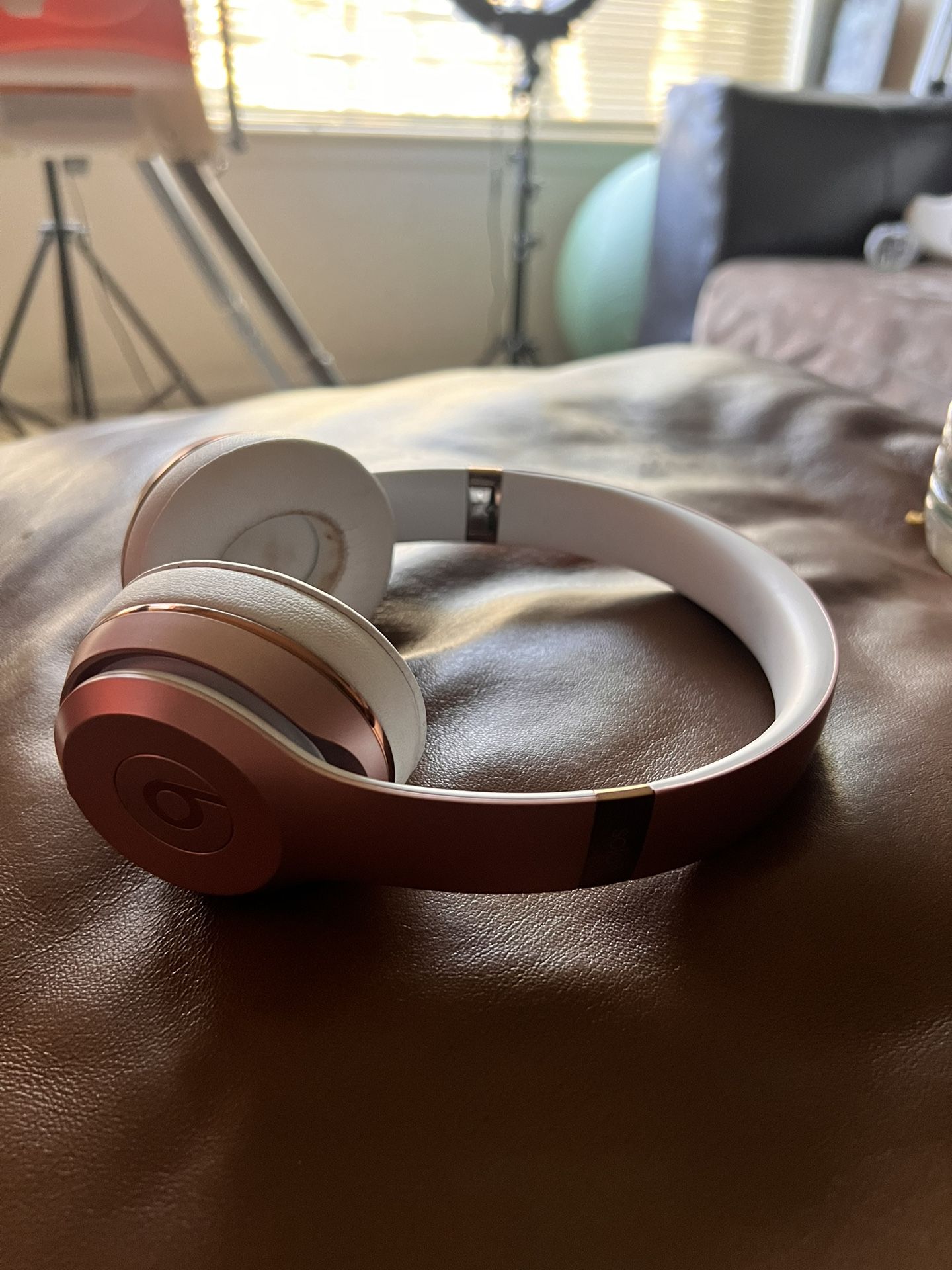 Beats Solo 3 Wireless Headphone - Rose Gold