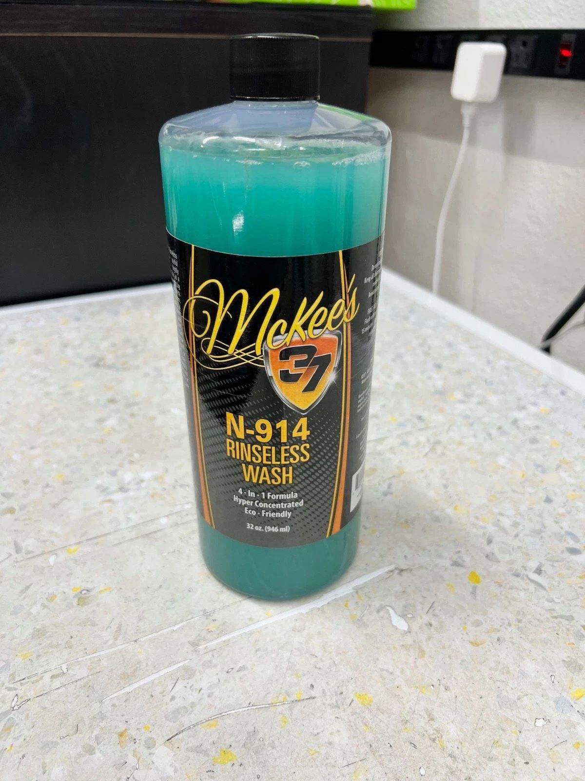 McKee's 37 N-914 Rinseless Wash – 32oz Concentrate