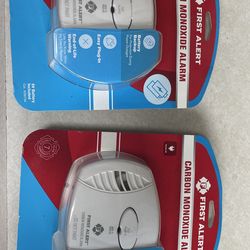 Carbon monoxide detectors, 2X