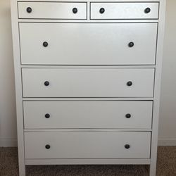White Solid Wood Dresser