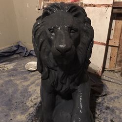Brand new very nice Great Lion Statue  230 lbs solid  3 ft tall very heavy great house decor outdoor or indoor. For you or great for gifts also 🎁🔥
