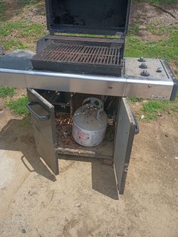 Grill for sale