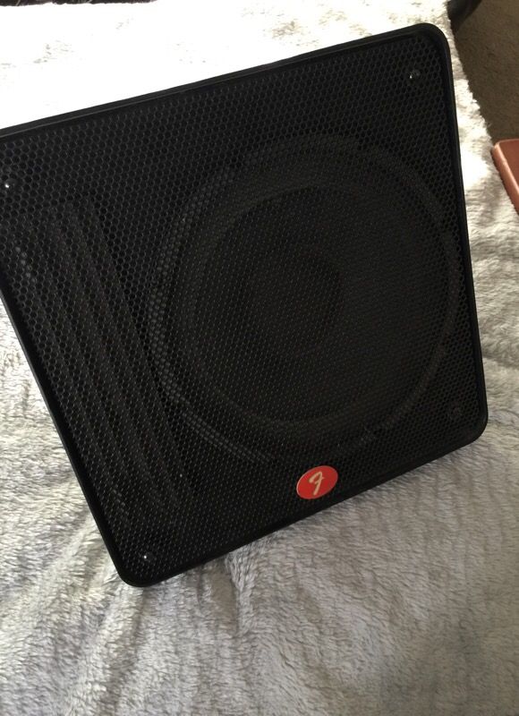 Fender 1270P Powered Monitor Speaker
