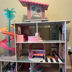 Rainbow High Doll House