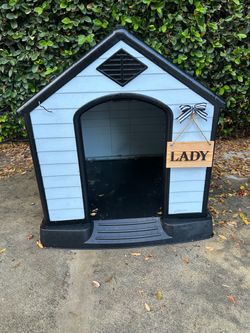 Dog house