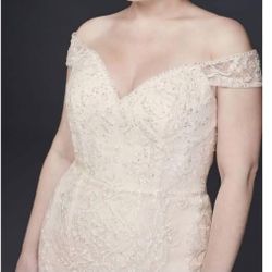 Oleg Cassini Wedding Dress 