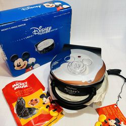 NEW VillaWare Mickey's Waffler Mickey Mouse Single Waffle Maker 5555-01 DISNEY