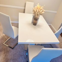 White Dining Room Table W/ Chairs 