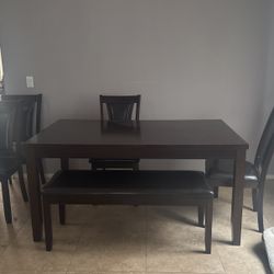 Kitchen Table And Chairs 