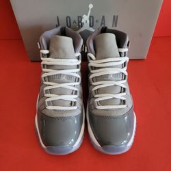 Jordan 11 Cool Grey Size 4.5