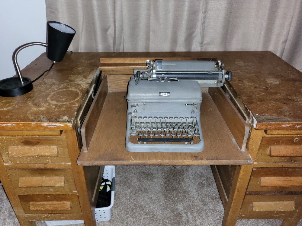 Handcrafted solid Oak Typewriter Desk!