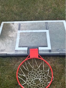 Lifetime Basketball System 54 inch in very good condition