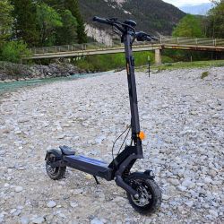 Ausom L2 Max single motor off road scooter