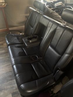 Black Leather Rear escalade Seat with Center Console