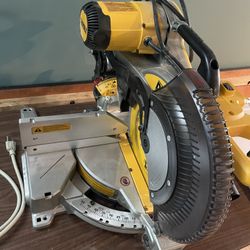 Dewalt DWS716XPS Miter